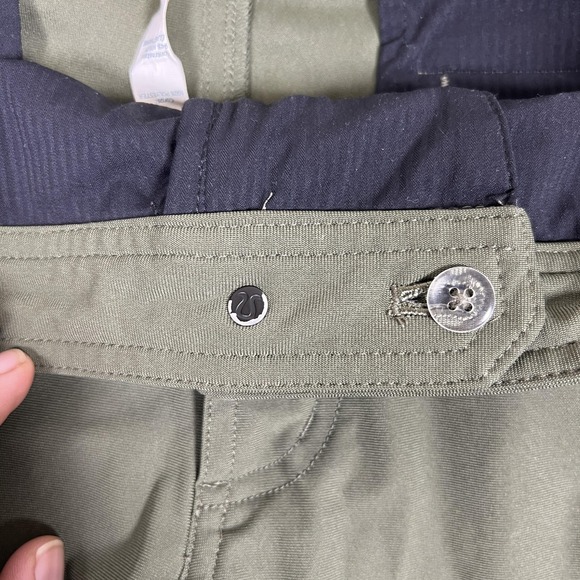 Lululemon Shorts Mens 36 Dark Olive Chino Golf Performance Stretch Athleisure - Picture 3 of 9
